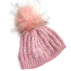 KYI KYI Cable Knit Beret With Faux Fur Pom NEW Pink Beanie Hat